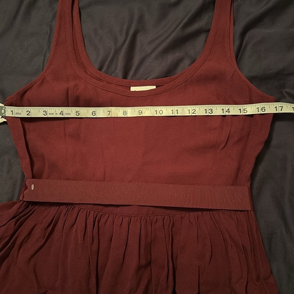 NWT Aritzia Sunday Best Elphin Dress in Spiced Burgundy - Picture 9 of 9